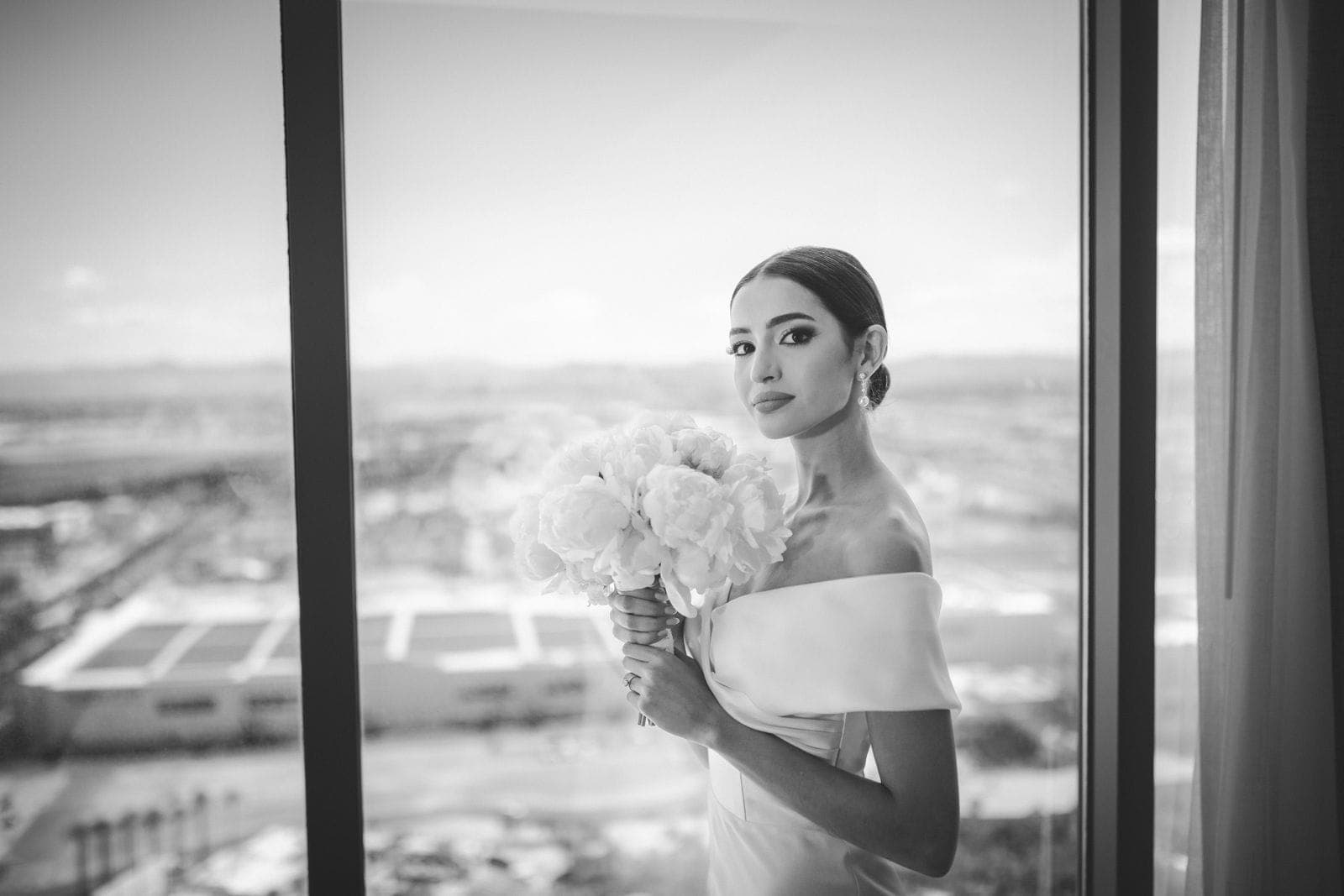 A Four Seasons Las Vegas Wedding, photo 3