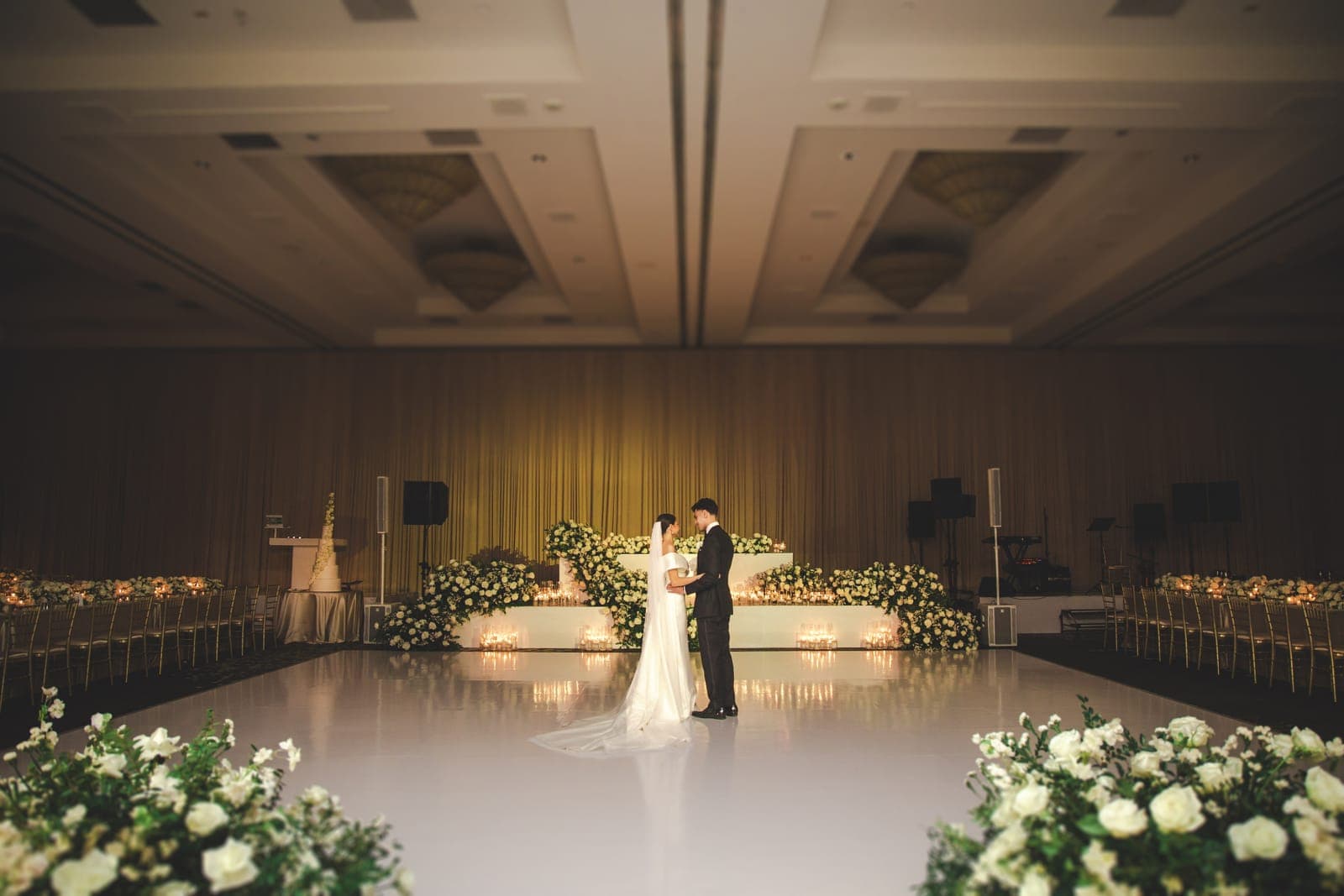 A Four Seasons Las Vegas Wedding, photo 7