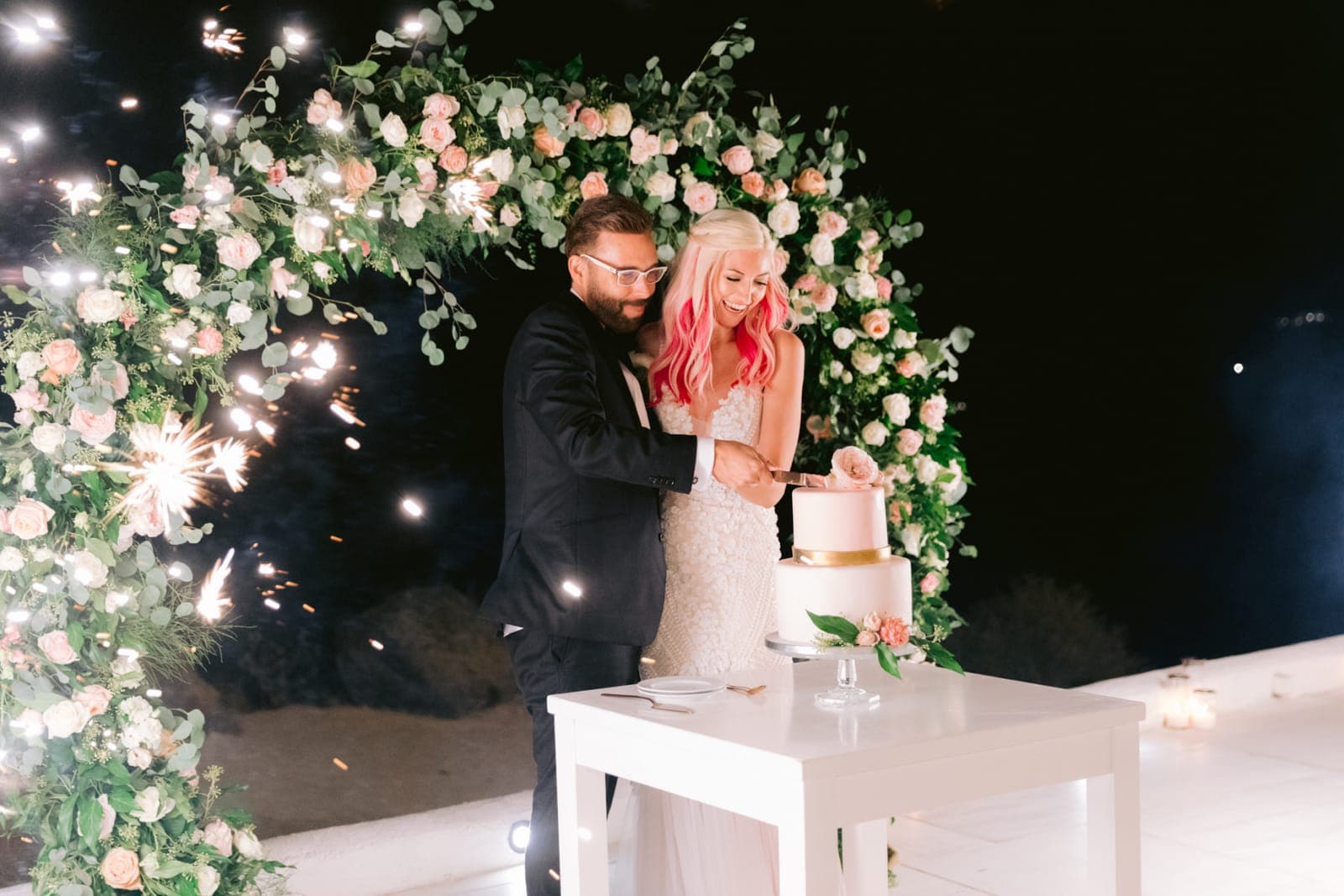 Chelsea & Jayse in Santorini, photo 31