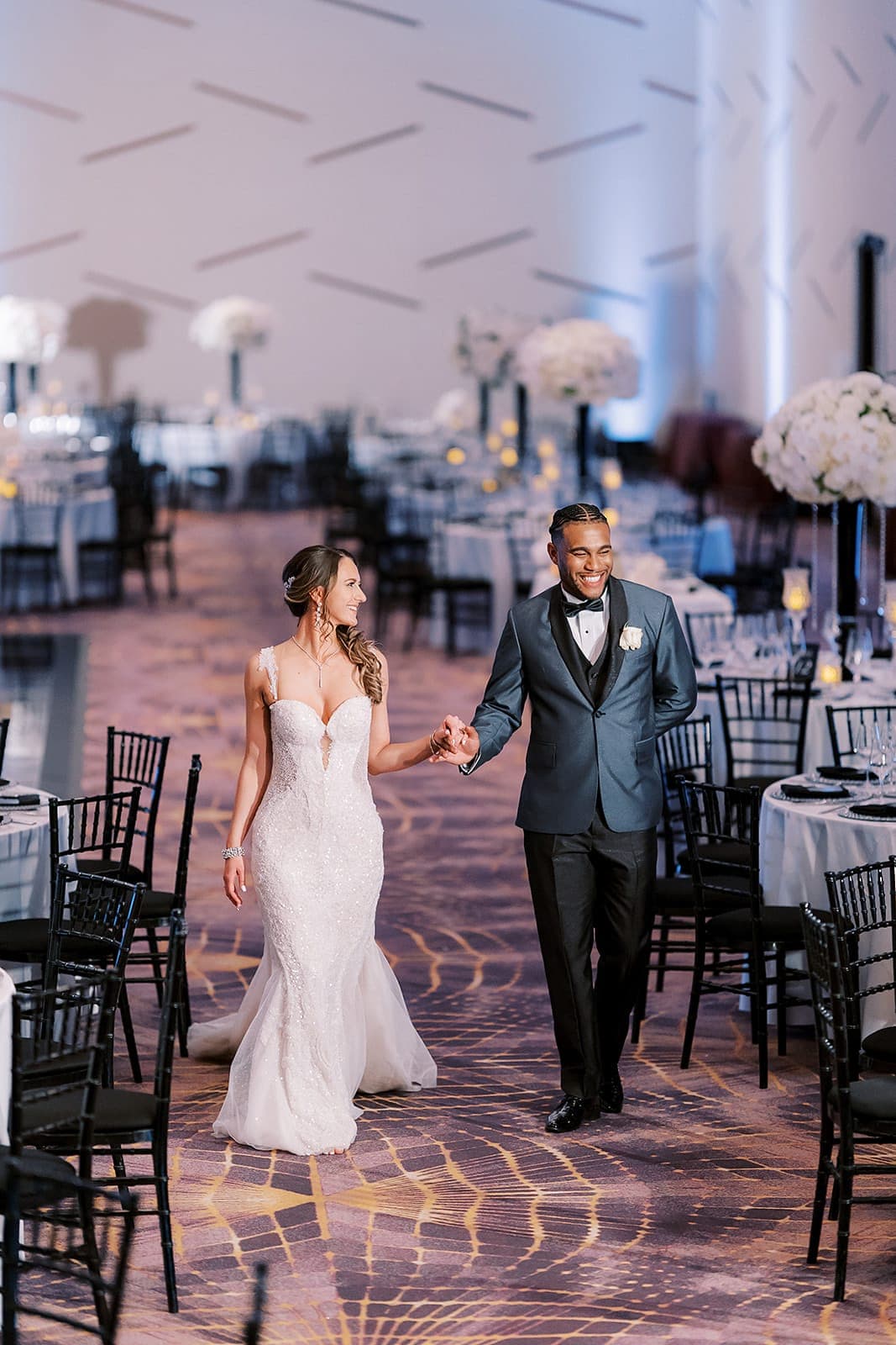 Stephanie & Sidney at Aria, photo 17